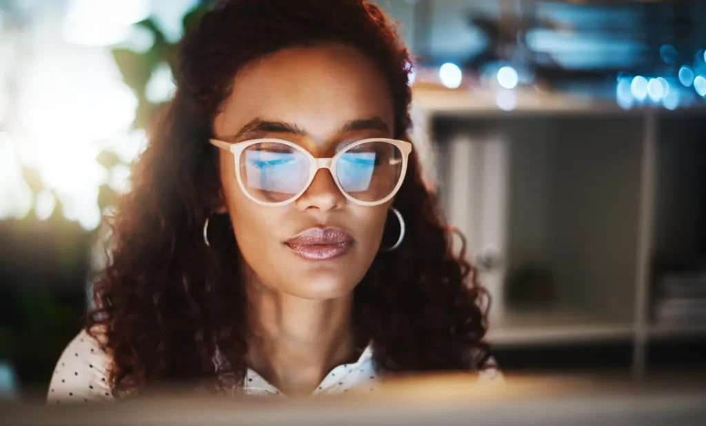 lunettes anti lumière bleue réellement efficace - visuprotect.com